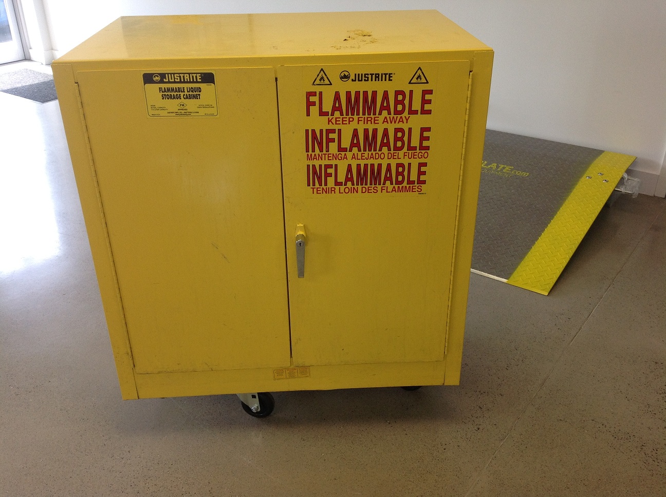 Used Flammable Storage Cabinet 30 Gallons Areic Inc