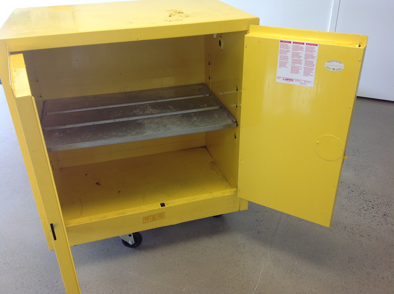 Used Flammable Storage Cabinet 30 Gallons Areic Inc