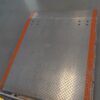 Plaque d'accès en aluminium usagée